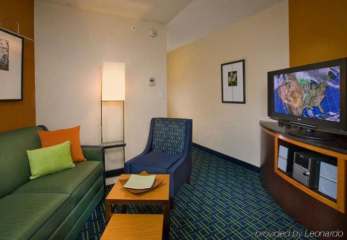 Fairfield Inn And Suites By Marriott Ауґуста Номер фото