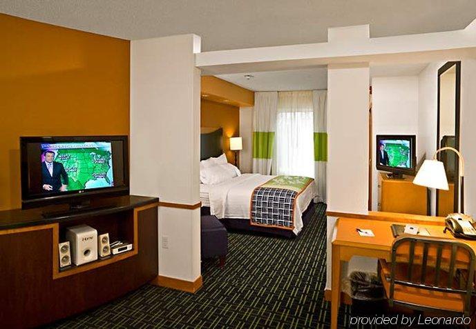 Fairfield Inn And Suites By Marriott Ауґуста Номер фото